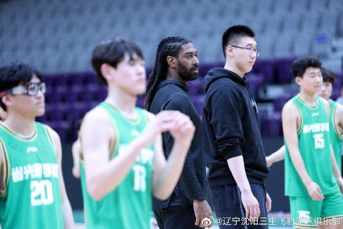 制定篮球交流计划以促进个人技能发展的方法_1